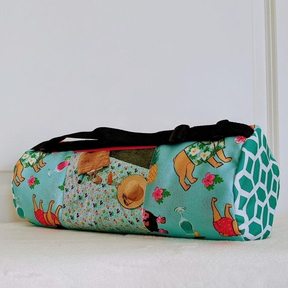 Outdoor Blanket Frenchie Pug Corgi Doxie Water Repellent 50" x 60" Aqua NWT - Picture 4 of 16